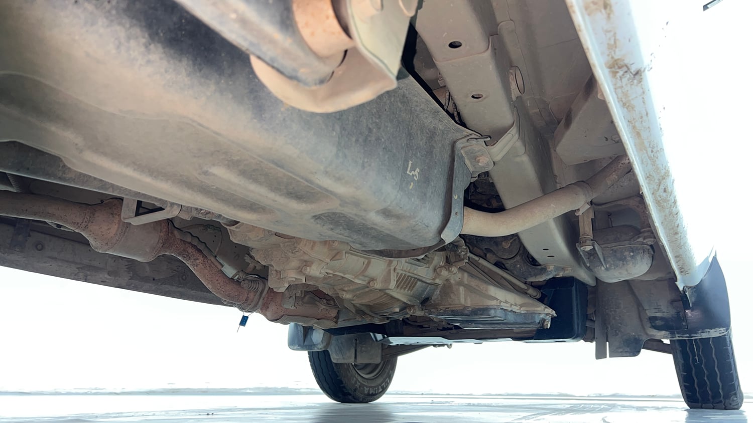 Used 2024 Maruti Suzuki Eeco 5 STR AC (O) CNG Cng Manual extra REAR RIGHT UNDERBODY VIEW