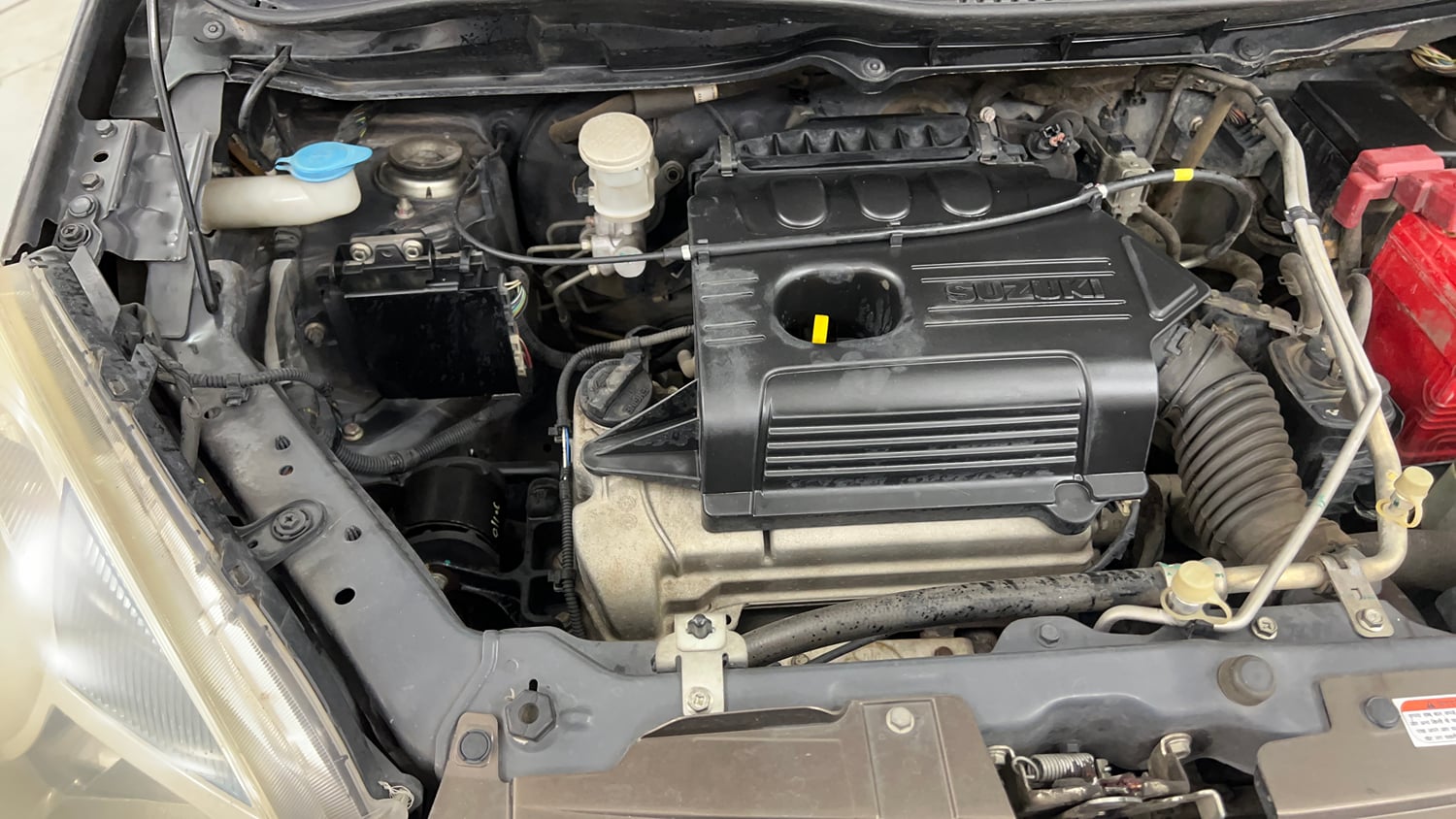 Used 2015 Maruti Suzuki Wagon R LXI CNG Cng Manual engine ENGINE RIGHT SIDE VIEW