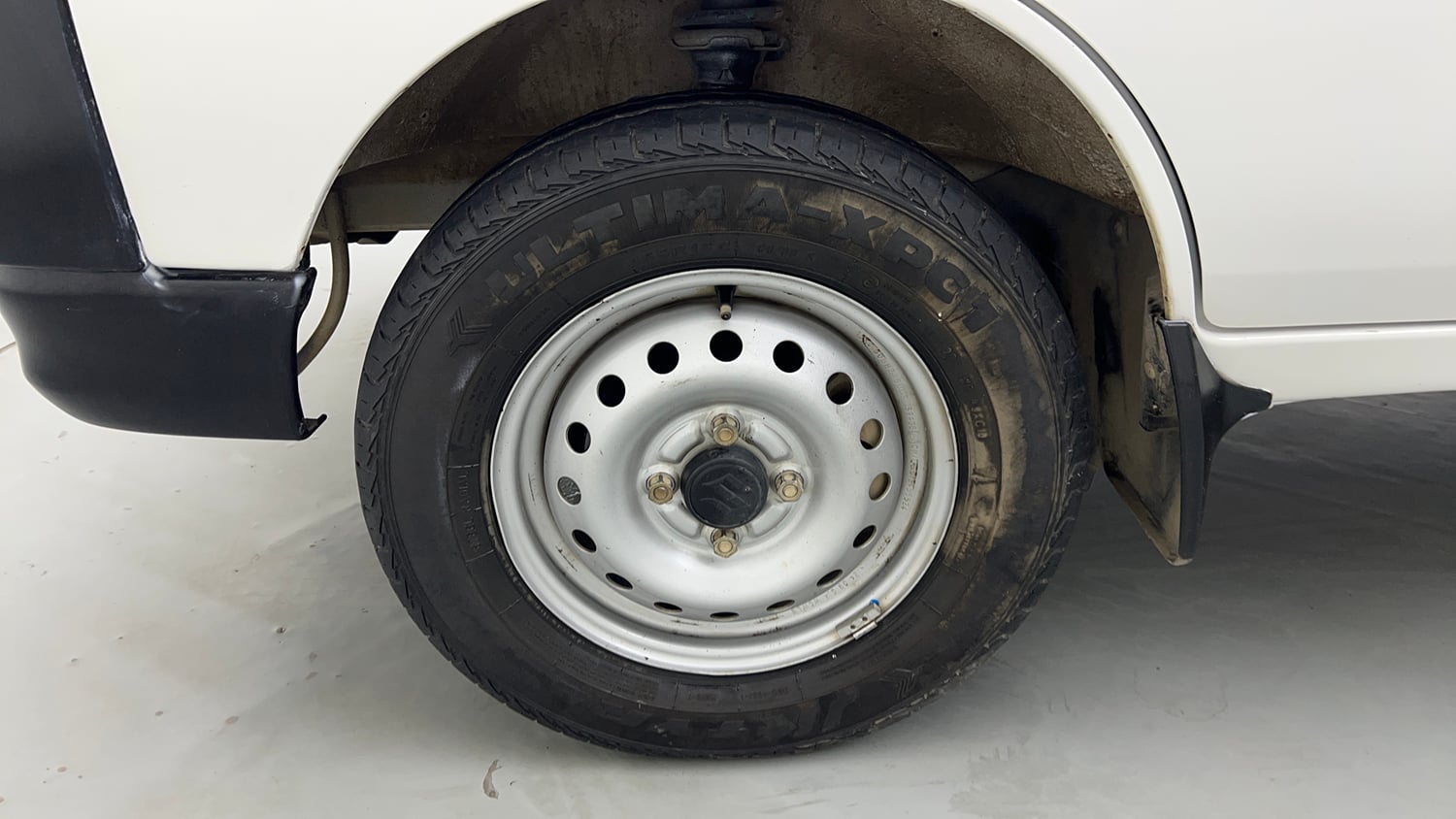 Used 2024 Maruti Suzuki Eeco 5 STR AC (O) CNG Cng Manual tyres LEFT FRONT TYRE RIM VIEW