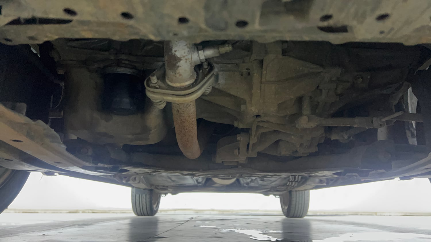Used 2018 Maruti Suzuki Baleno Alpha 1.2 Petrol Manual extra FRONT LEFT UNDERBODY VIEW