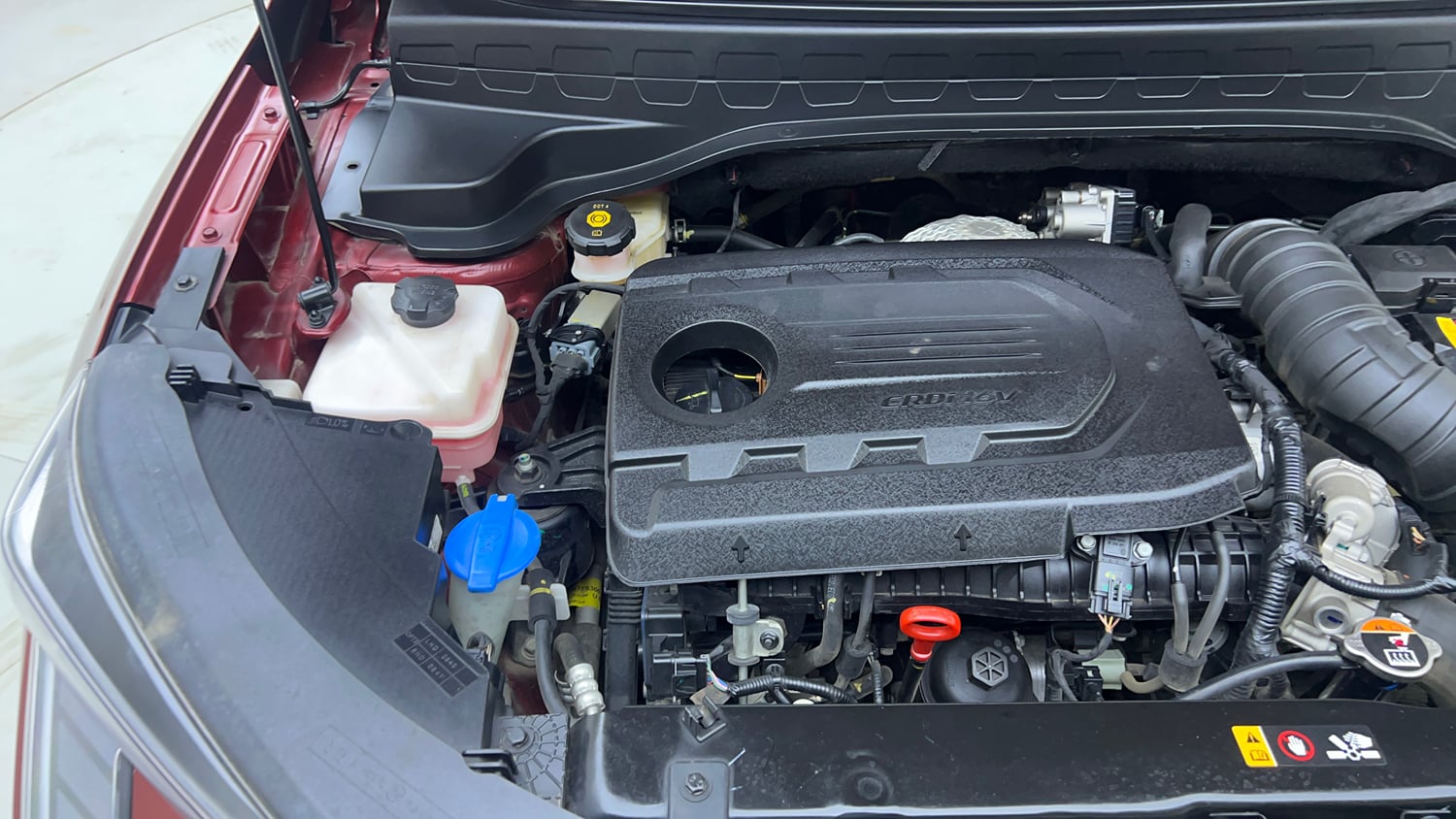 Used 2024 Kia Sonet HTX Plus 1.5 Diesel MT Diesel Manual engine ENGINE RIGHT SIDE VIEW