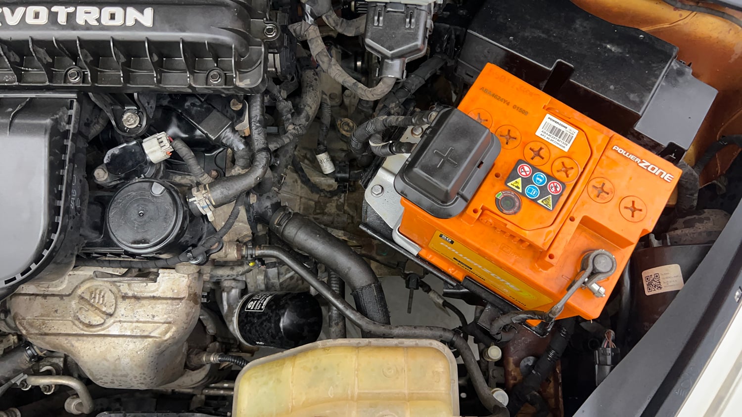 Used 2016 Tata Tiago Revotron XZ Petrol Manual engine ENGINE LEFT SIDE VIEW