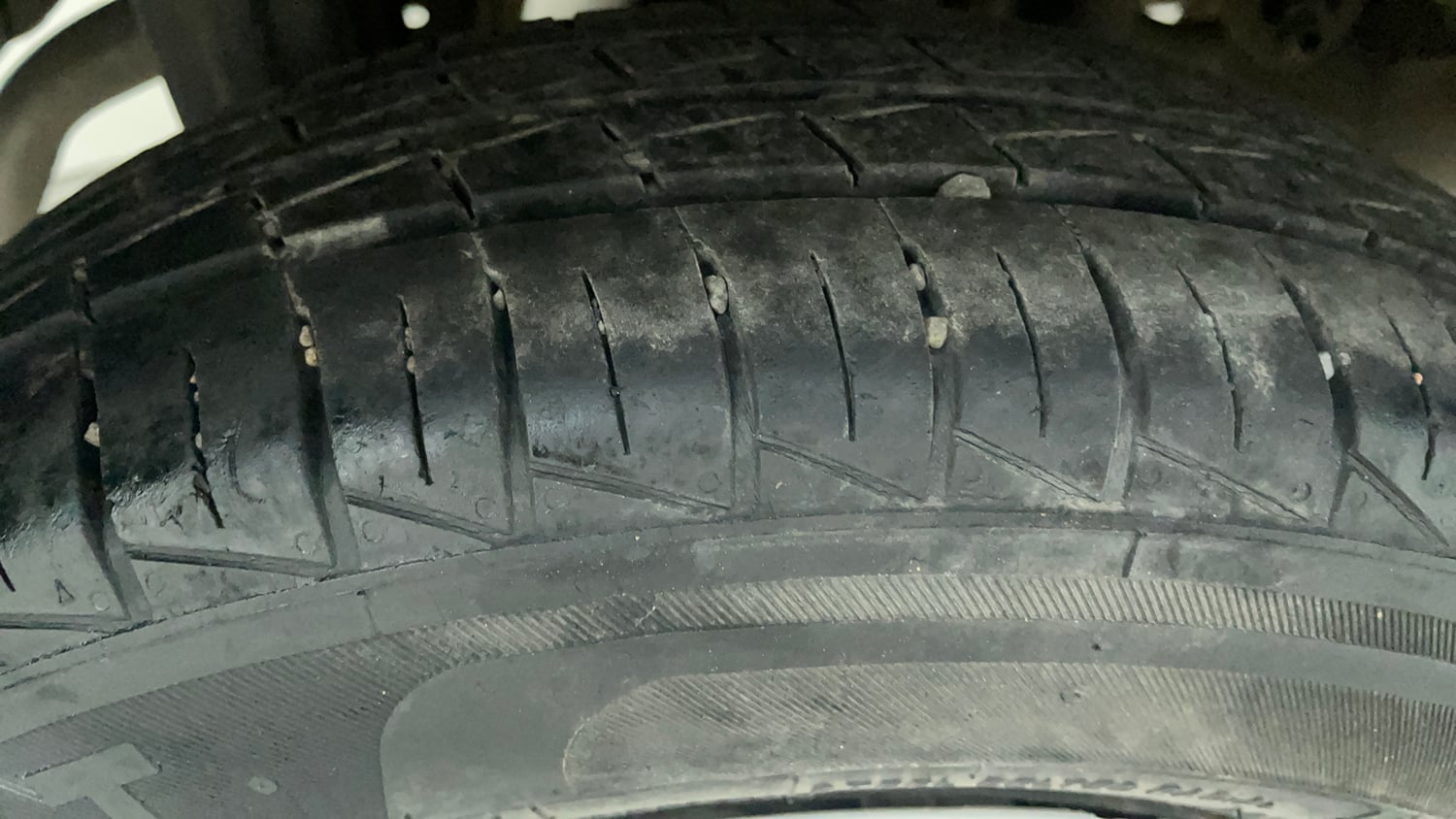 Used 2022 Maruti Suzuki Alto 800 VXi Petrol Manual tyres RIGHT REAR TYRE TREAD VIEW