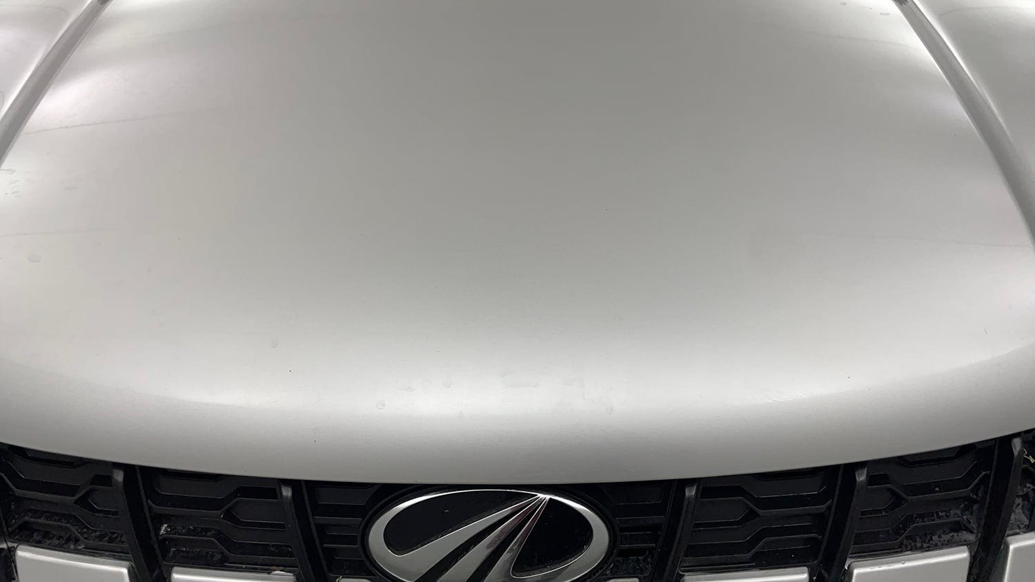 Used 2018 Mahindra KUV100 NXT K2 6 STR Petrol Manual dents MINOR DENT