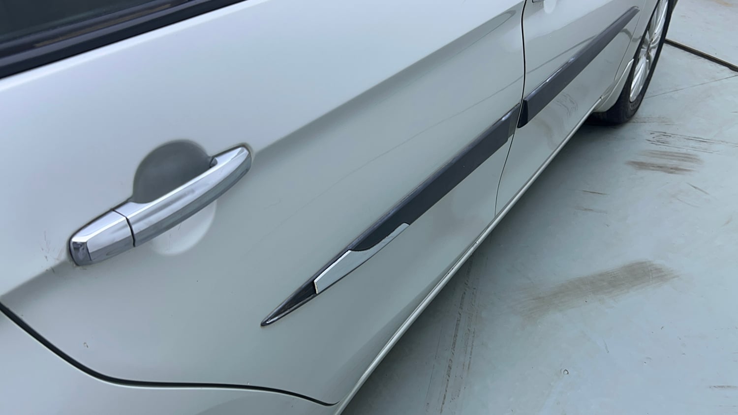 Used 2017 Maruti Suzuki Ciaz Zeta 1.4 AT Petrol Automatic dents MINOR SCRATCH