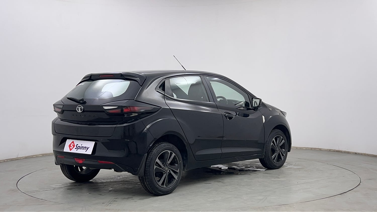 Used 2022 Tata Altroz XZ Plus Petrol Dark Edition Petrol Manual exterior RIGHT REAR CORNER VIEW