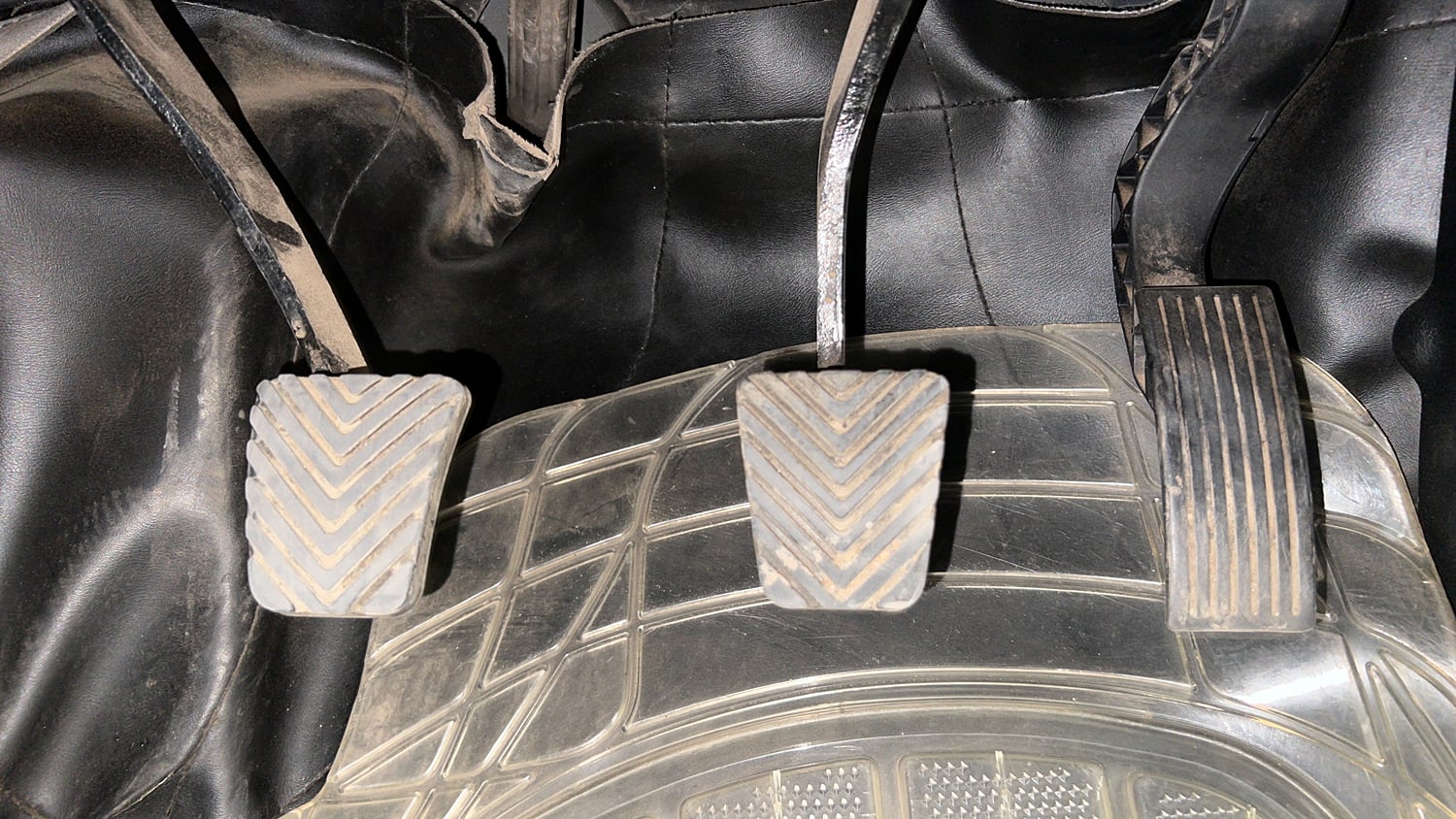 Used 2020 Hyundai Venue S 1.0 Turbo Petrol Manual interior PEDALS VIEW