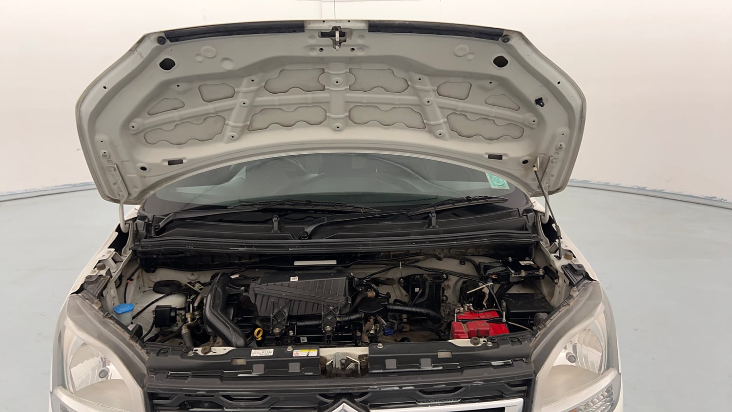 Used 2024 Maruti Suzuki Wagon R LXI 1.0 Petrol Manual engine ENGINE & BONNET OPEN FRONT VIEW