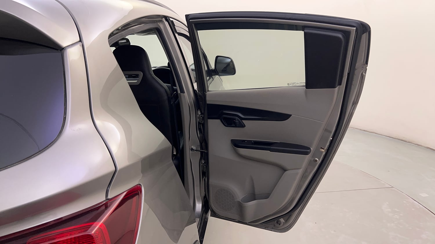 Used 2017 Mahindra KUV100 K4 6 STR Petrol Manual interior RIGHT REAR DOOR OPEN VIEW