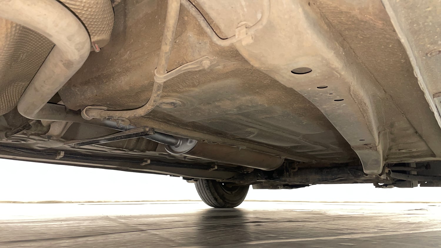 Used 2019 Maruti Suzuki Dzire VXi Petrol Manual extra REAR RIGHT UNDERBODY VIEW