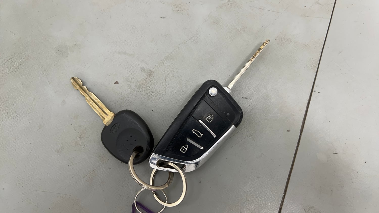 Used 2016 Hyundai Grand i10 Sportz 1.2 Kappa VTVT Petrol Manual extra CAR KEY VIEW