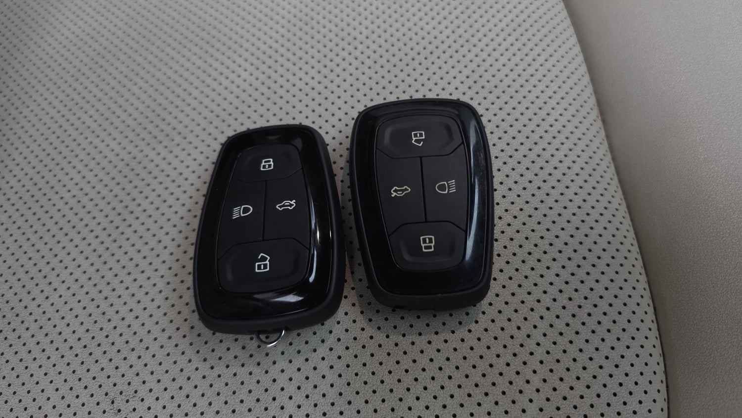 Used 2023 Tata Nexon XZ Plus LUXS Petrol Manual extra CAR KEY VIEW