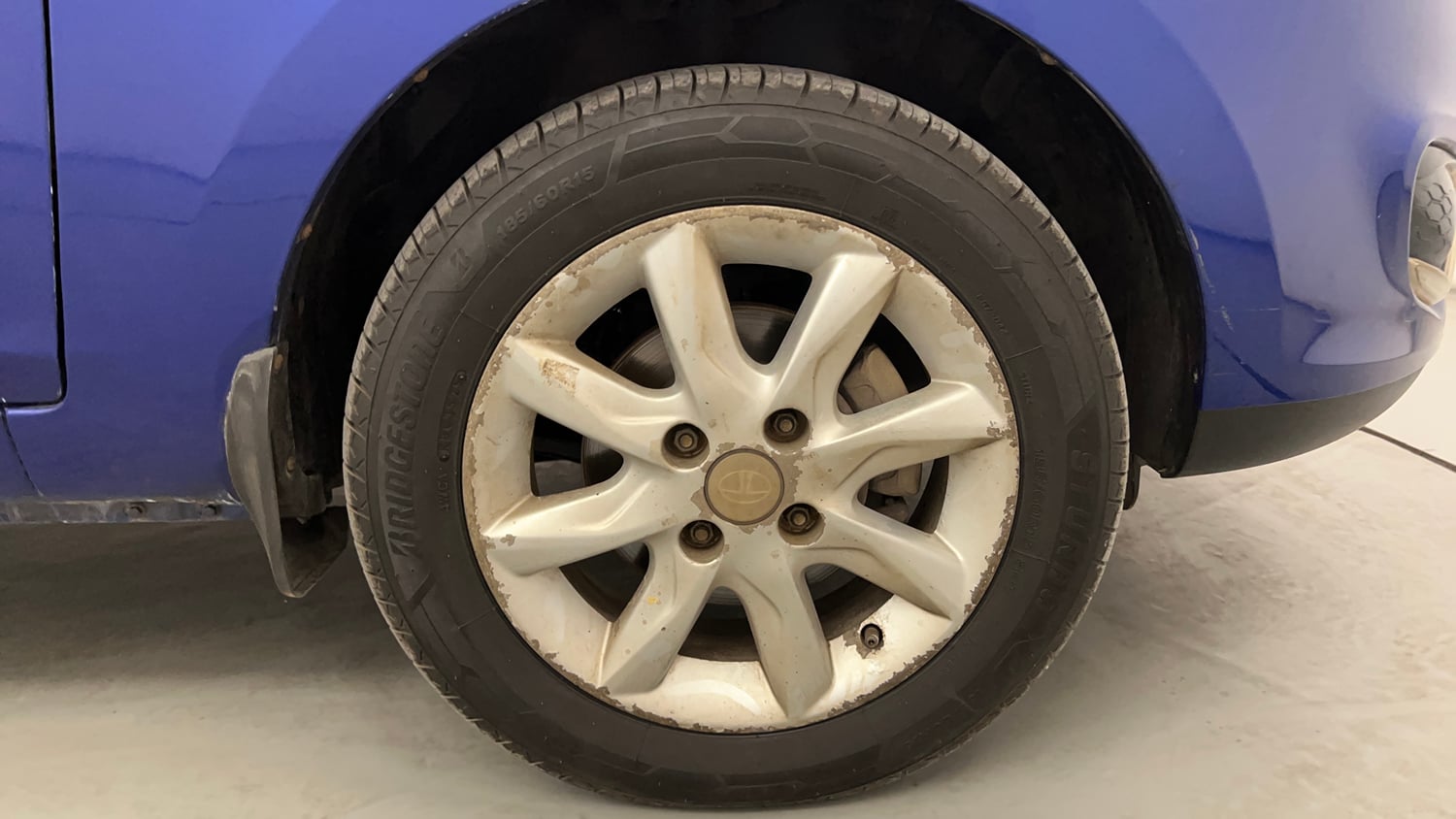 Used 2020 Tata Zest XT Petrol Petrol Manual tyres RIGHT FRONT TYRE RIM VIEW