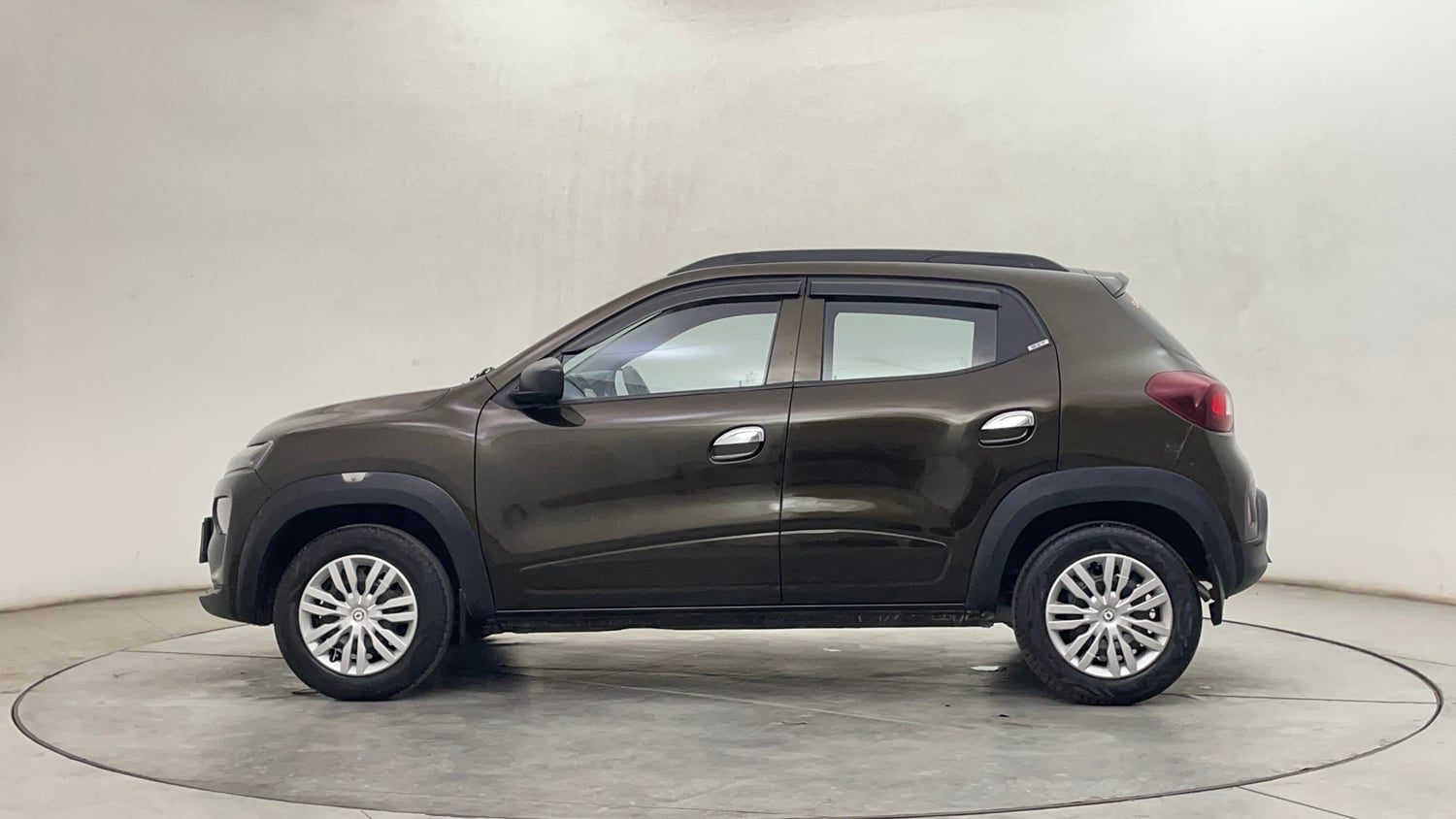 Used 2020 Renault Kwid RXT Petrol Manual exterior LEFT SIDE VIEW