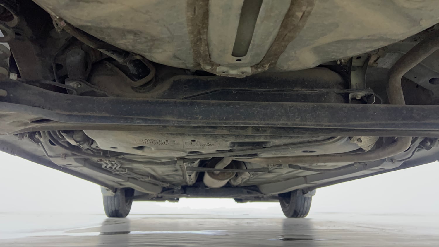 Used 2019 Maruti Suzuki Swift VXi AMT Petrol Automatic extra REAR UNDERBODY VIEW (TAKEN FROM REAR)