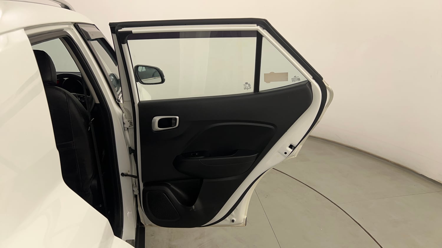 Used 2021 Hyundai Venue SX 1.0 Turbo Petrol Manual interior RIGHT REAR DOOR OPEN VIEW