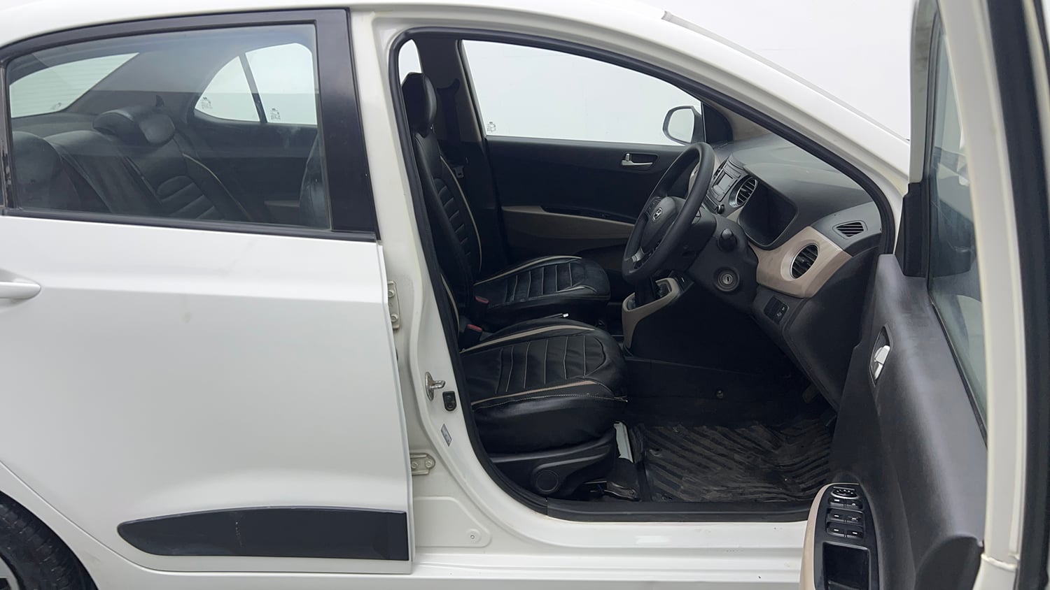 Used 2016 Hyundai Xcent S 1.2 Petrol Manual interior RIGHT SIDE FRONT DOOR CABIN VIEW