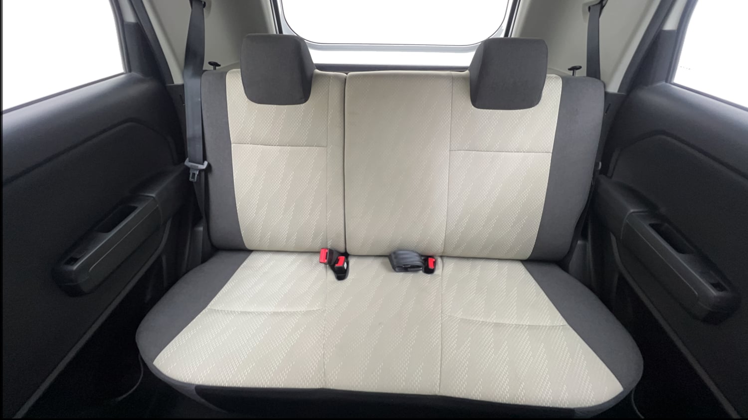Used 2024 Maruti Suzuki Wagon R VXI 1.0 Petrol Manual interior REAR SEAT CONDITION VIEW