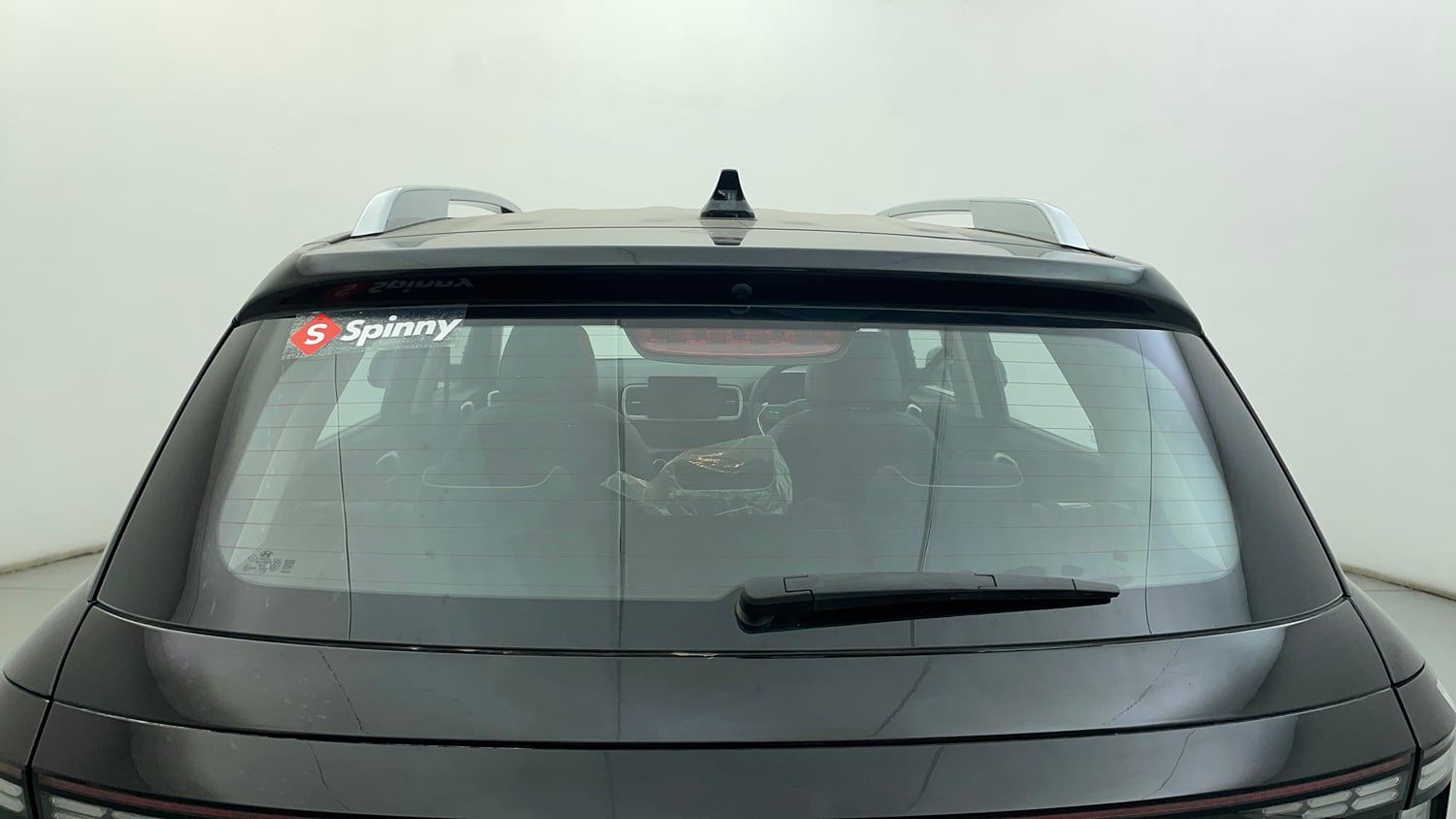 Used 2024 Hyundai Venue SX (O) 1.0 Turbo DCT Petrol Automatic exterior BACK WINDSHIELD VIEW