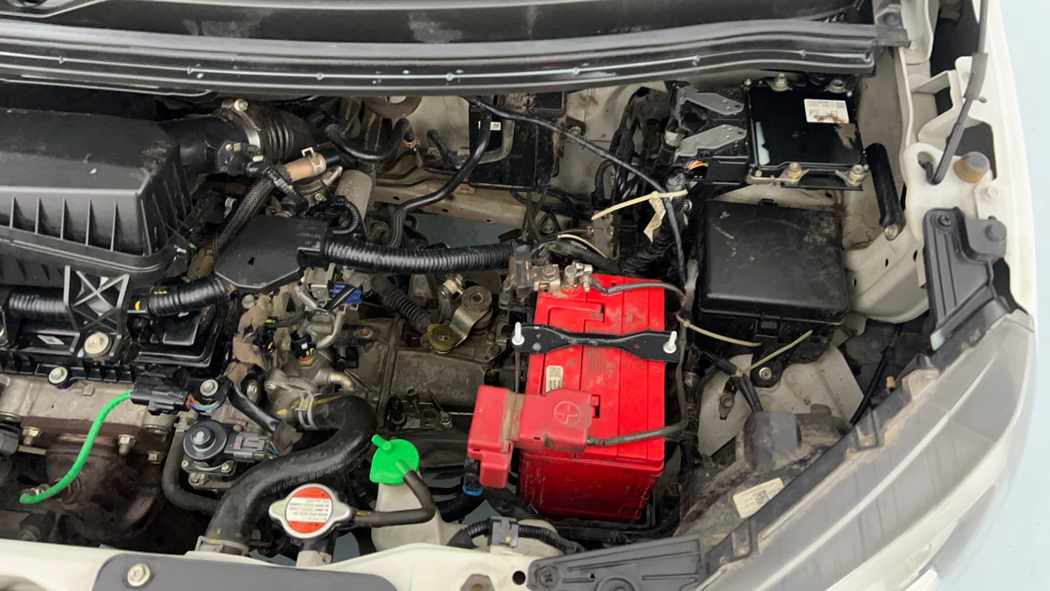 Used 2024 Maruti Suzuki Wagon R LXI 1.0 Petrol Manual engine ENGINE LEFT SIDE VIEW
