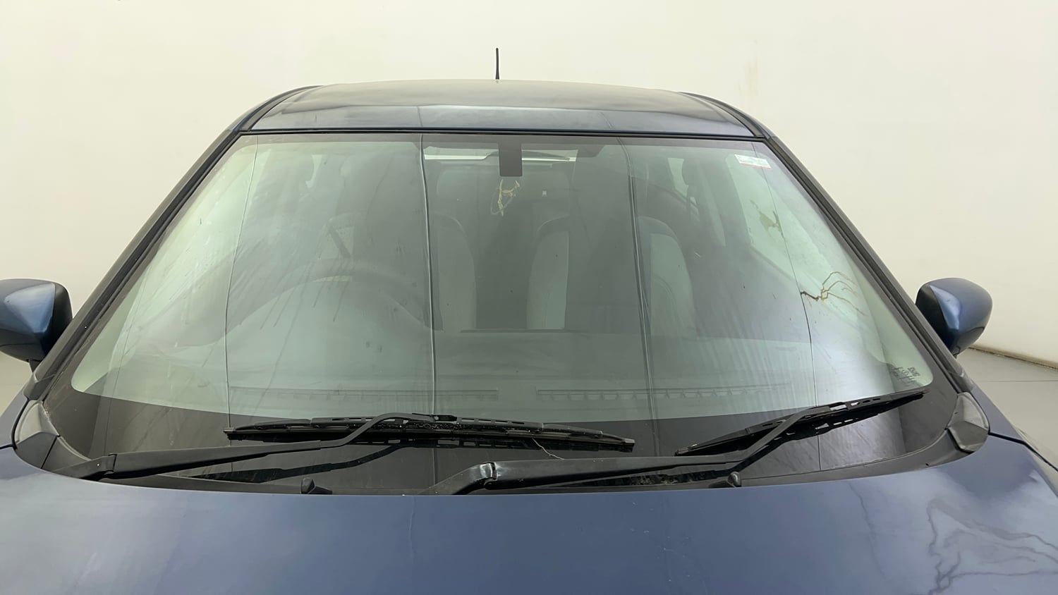 Used 2020 Maruti Suzuki Baleno Alpha Petrol Manual exterior FRONT WINDSHIELD VIEW