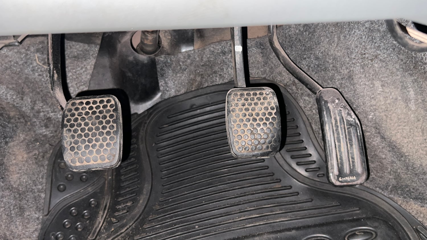 Used 2013 Maruti Suzuki Alto K10 VXi Petrol Manual interior PEDALS VIEW