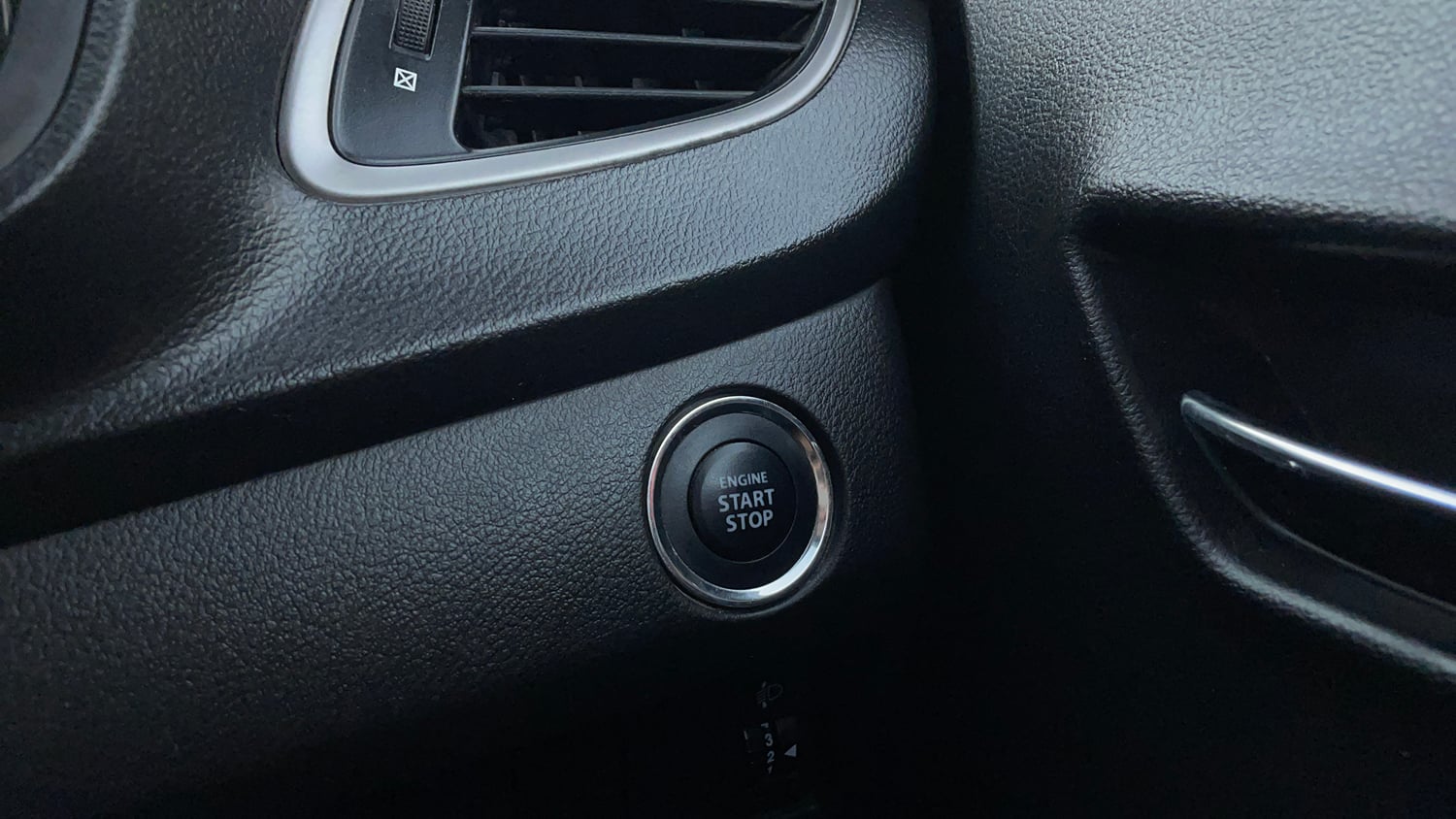 Used 2021 Maruti Suzuki Baleno Zeta Automatic Petrol Automatic top_features Keyless start