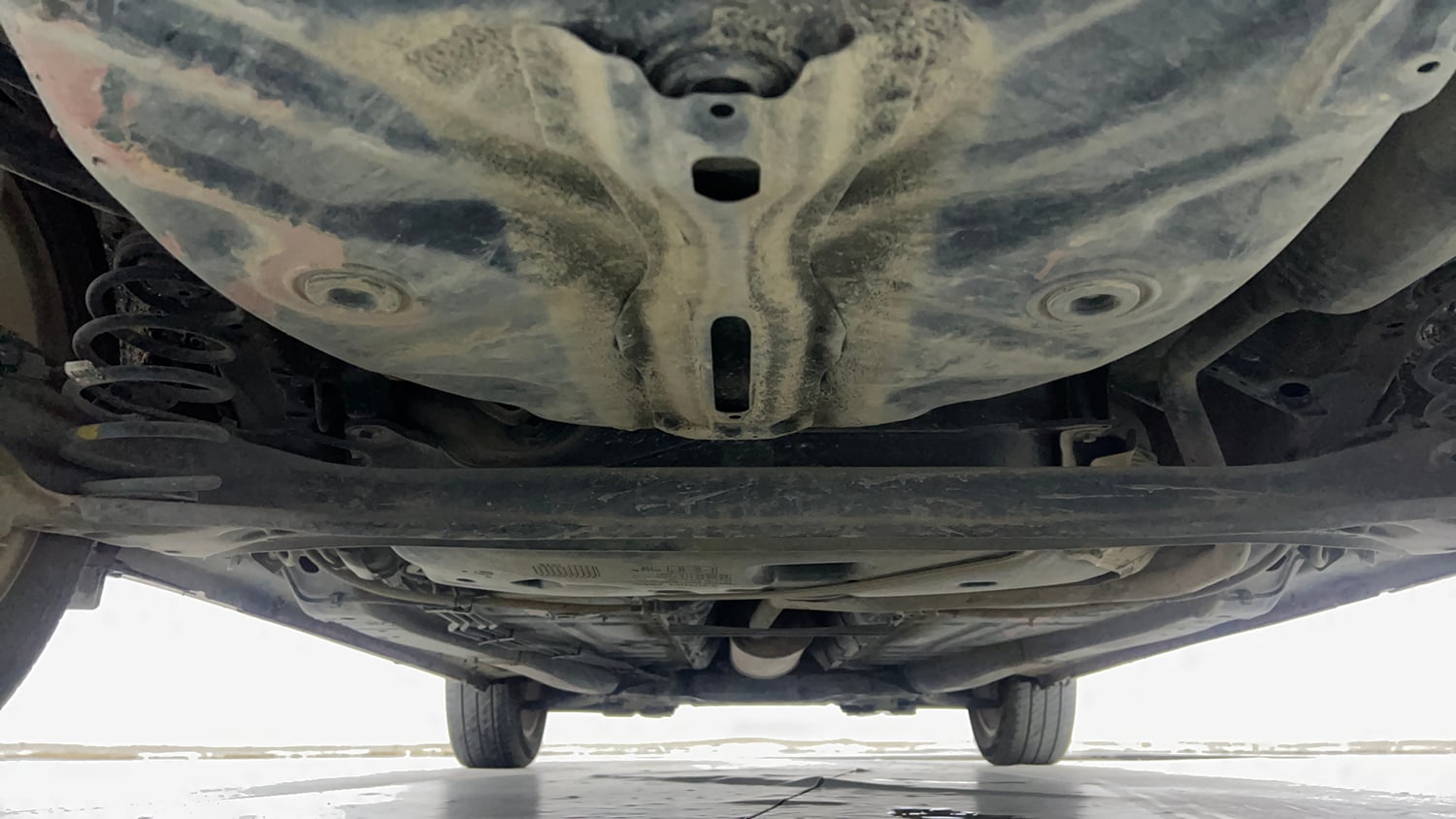 Used 2018 Maruti Suzuki Baleno Alpha 1.2 AT Petrol Automatic extra REAR UNDERBODY VIEW (TAKEN FROM REAR)