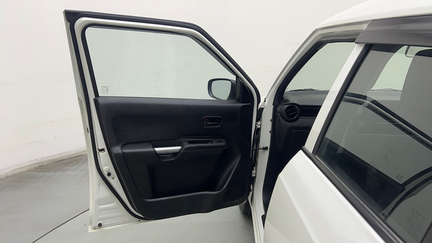 Used 2024 Maruti Suzuki Ignis Sigma 1.2 MT Petrol Manual interior LEFT FRONT DOOR OPEN VIEW