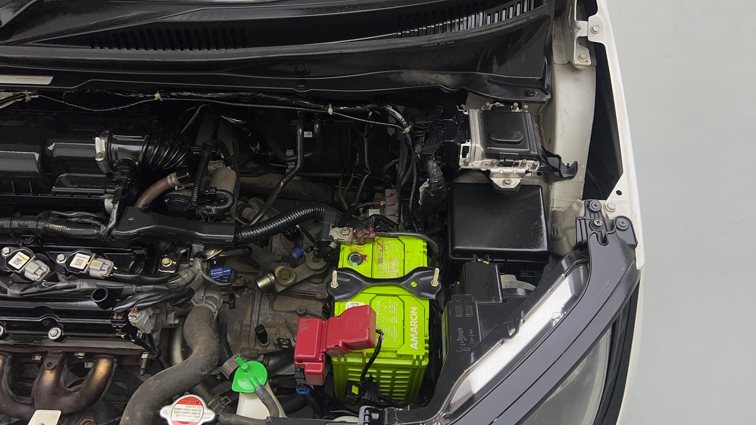 Used 2024 Maruti Suzuki Ignis Sigma 1.2 MT Petrol Manual engine ENGINE LEFT SIDE VIEW