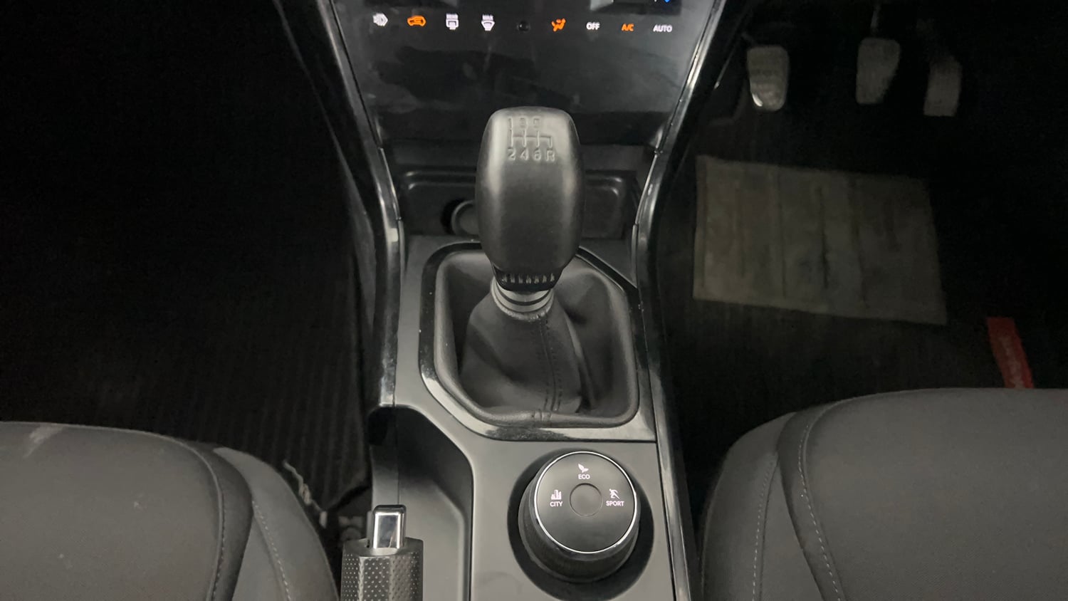 Used 2024 Tata Nexon Fearless S 1.5 Revotorq Diesel 6MT DT Diesel Manual interior GEAR  KNOB VIEW