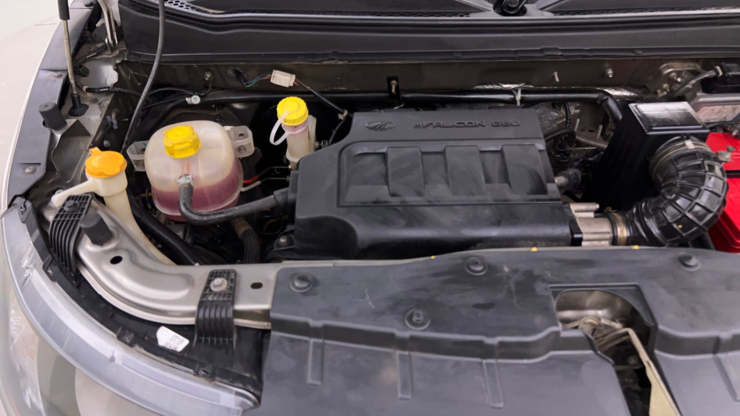 Used 2017 Mahindra KUV100 K4 6 STR Petrol Manual engine ENGINE RIGHT SIDE VIEW