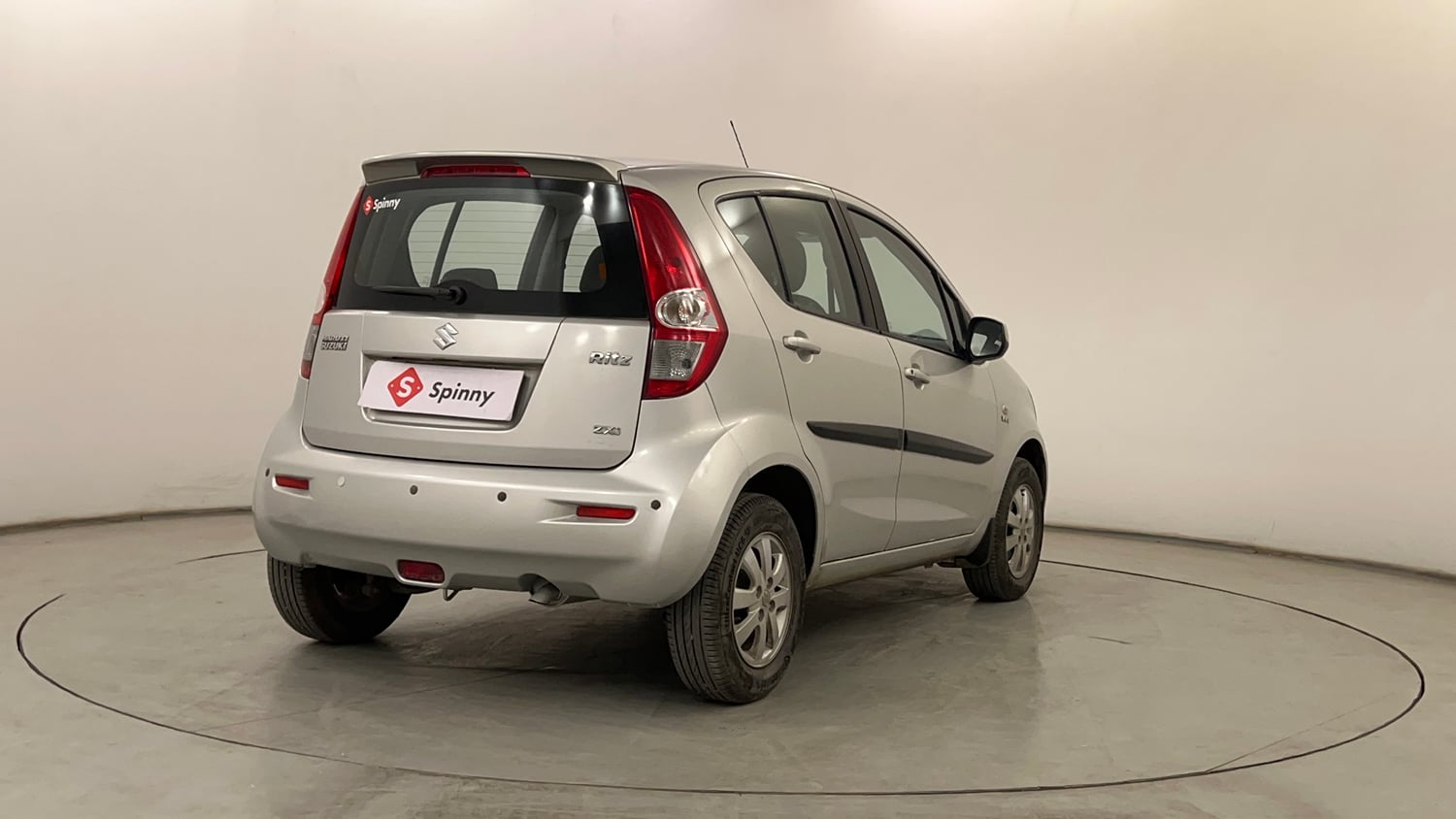 Used 2015 Maruti Suzuki Ritz Zxi BS-IV Petrol Manual exterior RIGHT REAR CORNER VIEW