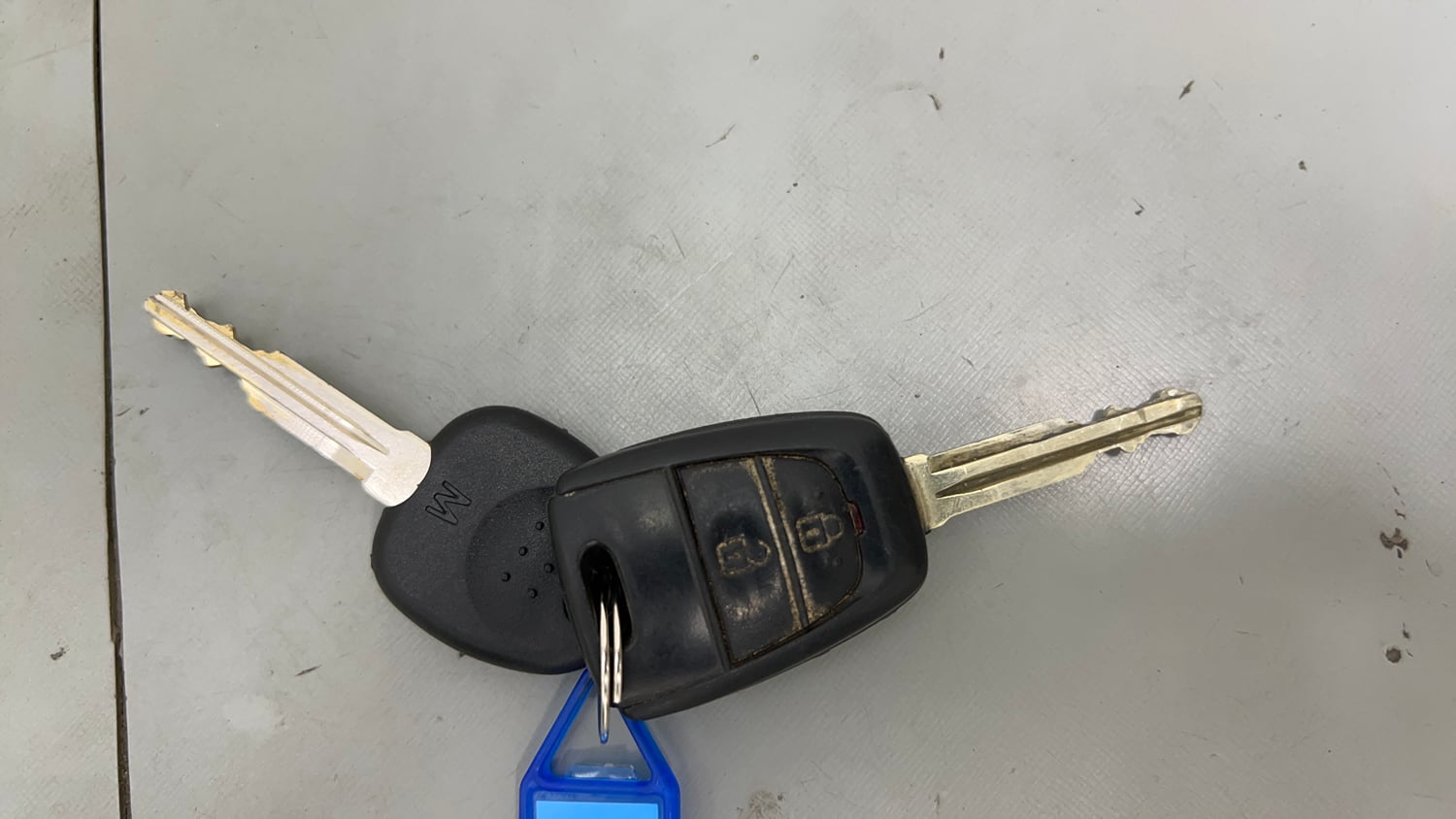 Used 2018 Hyundai Grand i10 Sportz (O) AT 1.2 Kappa VTVT Petrol Automatic extra CAR KEY VIEW