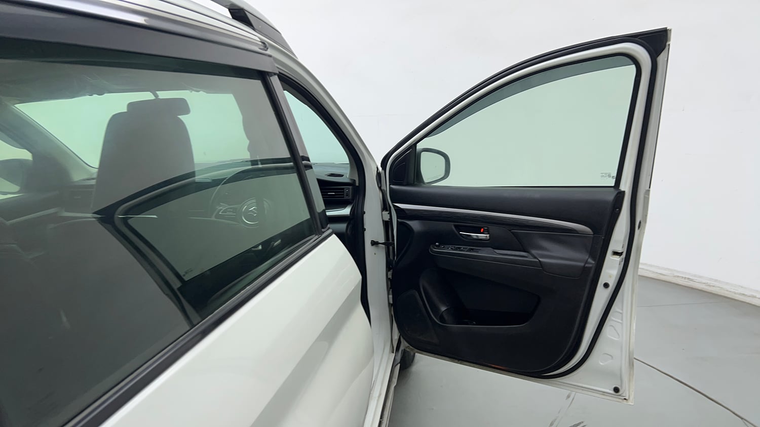 Used 2022 Maruti Suzuki XL6 Alpha Plus MT Petrol Petrol Manual interior RIGHT FRONT DOOR OPEN VIEW