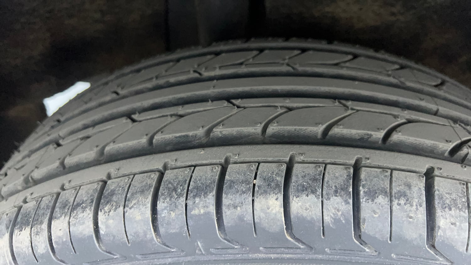 Used 2018 Maruti Suzuki Baleno Alpha 1.2 Petrol Manual tyres RIGHT REAR TYRE TREAD VIEW