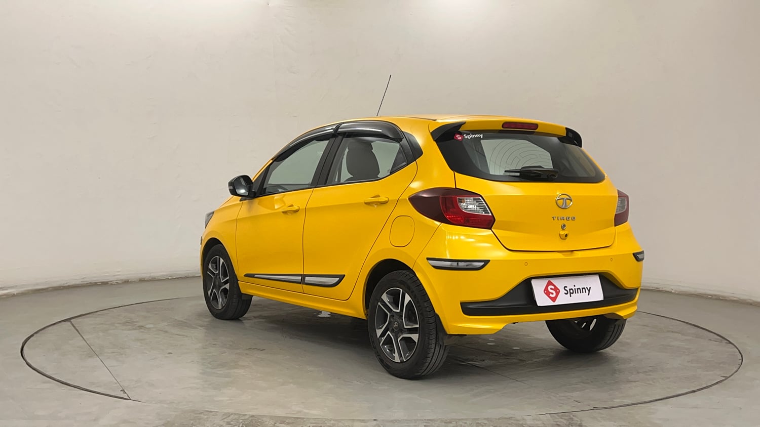 Used 2020 Tata Tiago XZA Plus Petrol Automatic exterior LEFT REAR CORNER VIEW