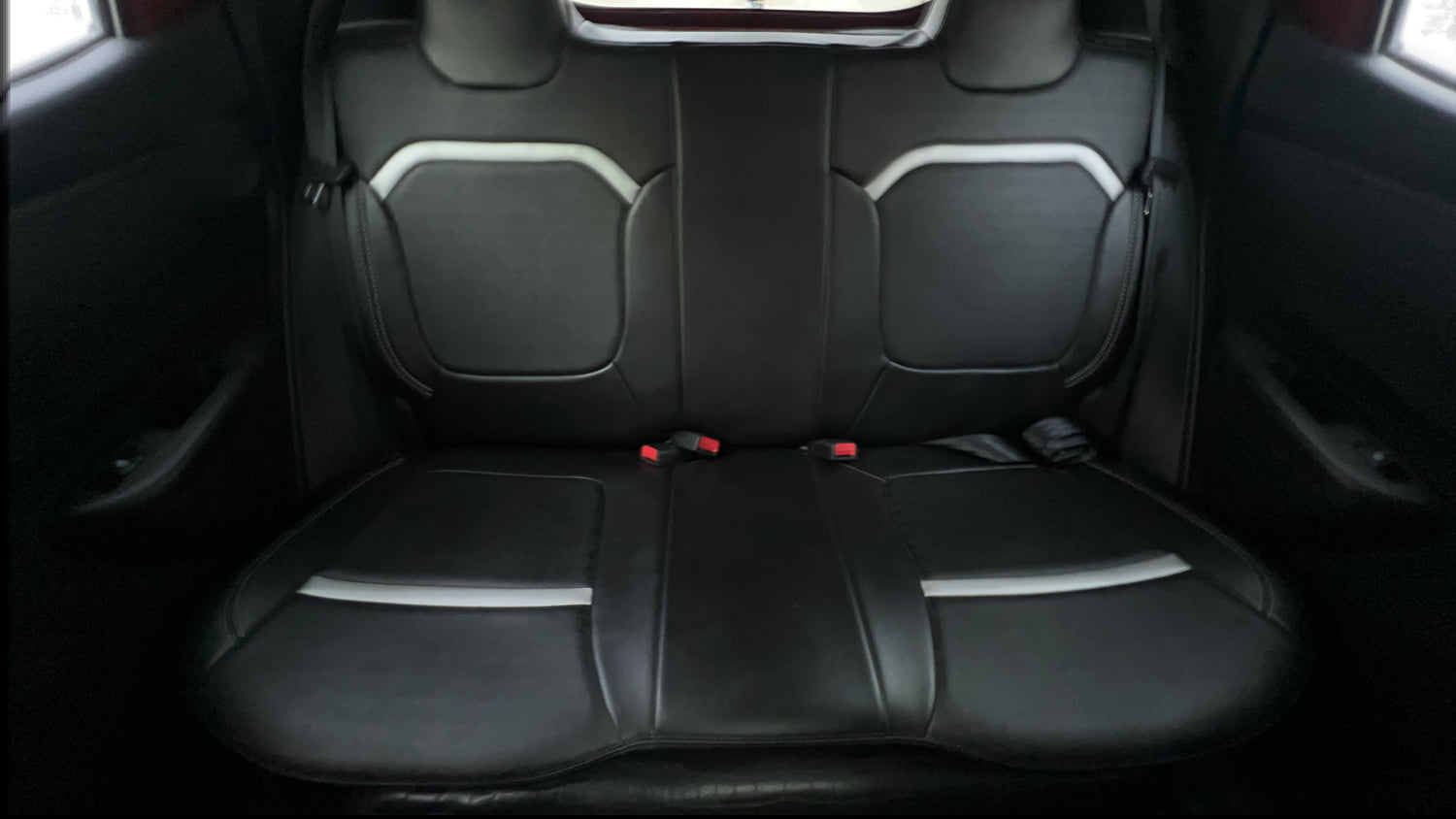 Used 2021 Renault Kwid RXT 1.0 AMT (O) Petrol Automatic interior REAR SEAT CONDITION VIEW