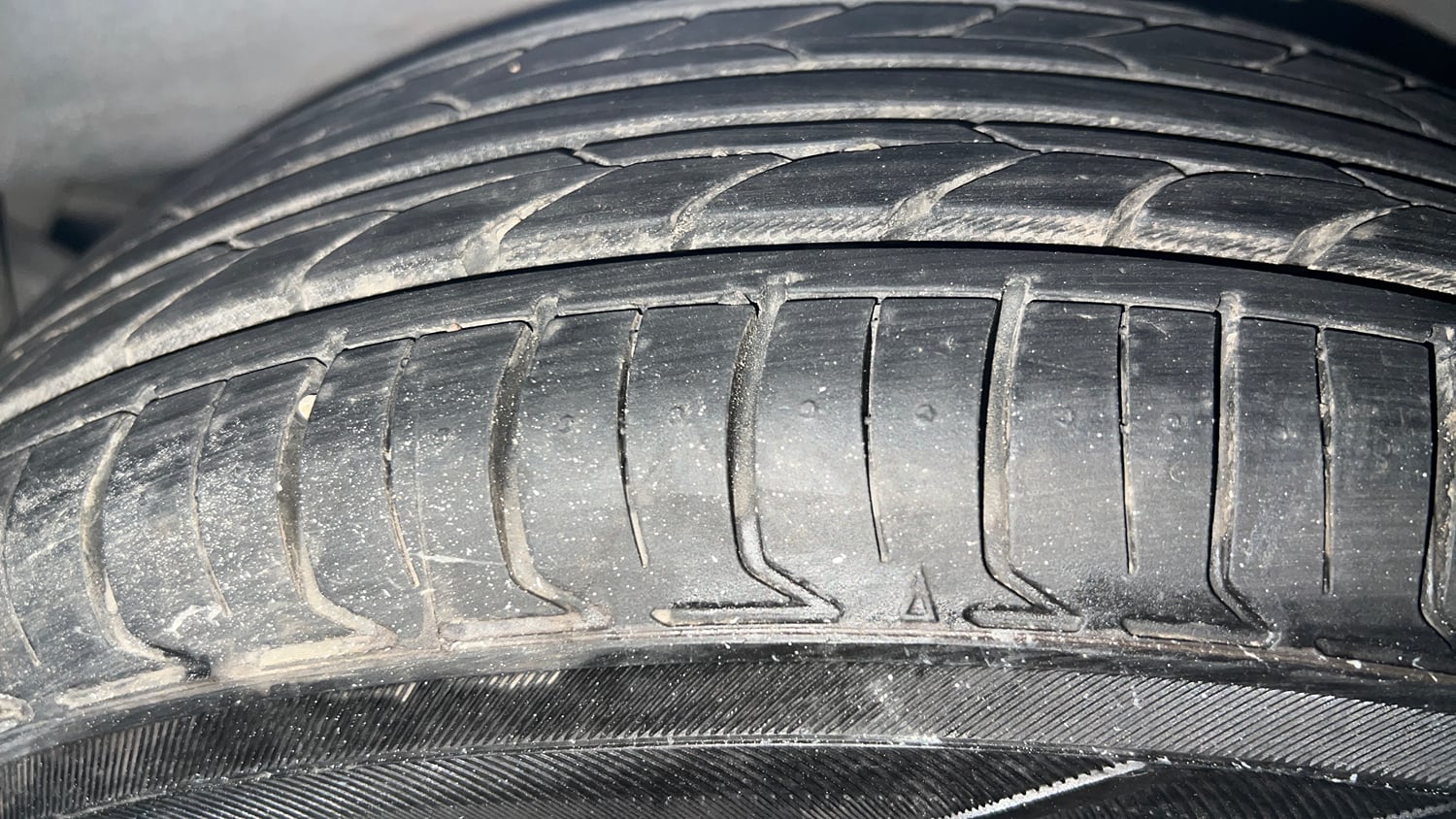 Used 2019 Hyundai Xcent SX Petrol Manual tyres LEFT REAR TYRE TREAD VIEW
