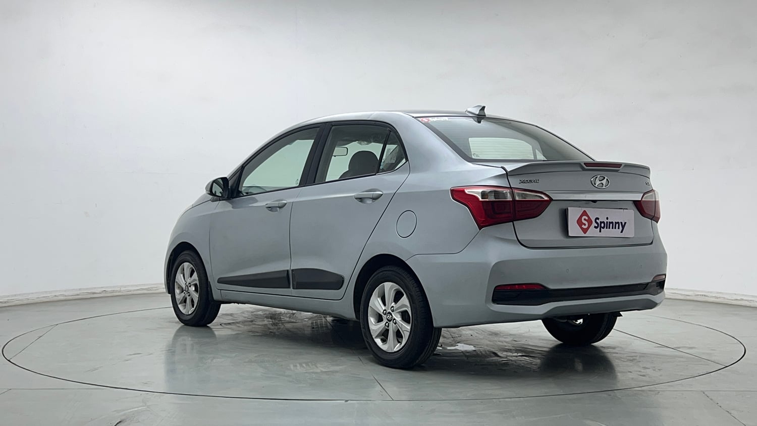 Used 2019 Hyundai Xcent SX Petrol Manual exterior LEFT REAR CORNER VIEW