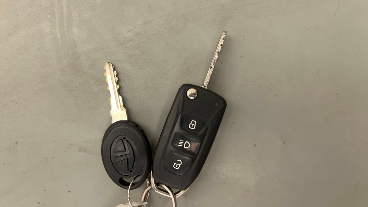 Used 2018 Tata Tigor Revotron XZA Petrol Automatic extra CAR KEY VIEW