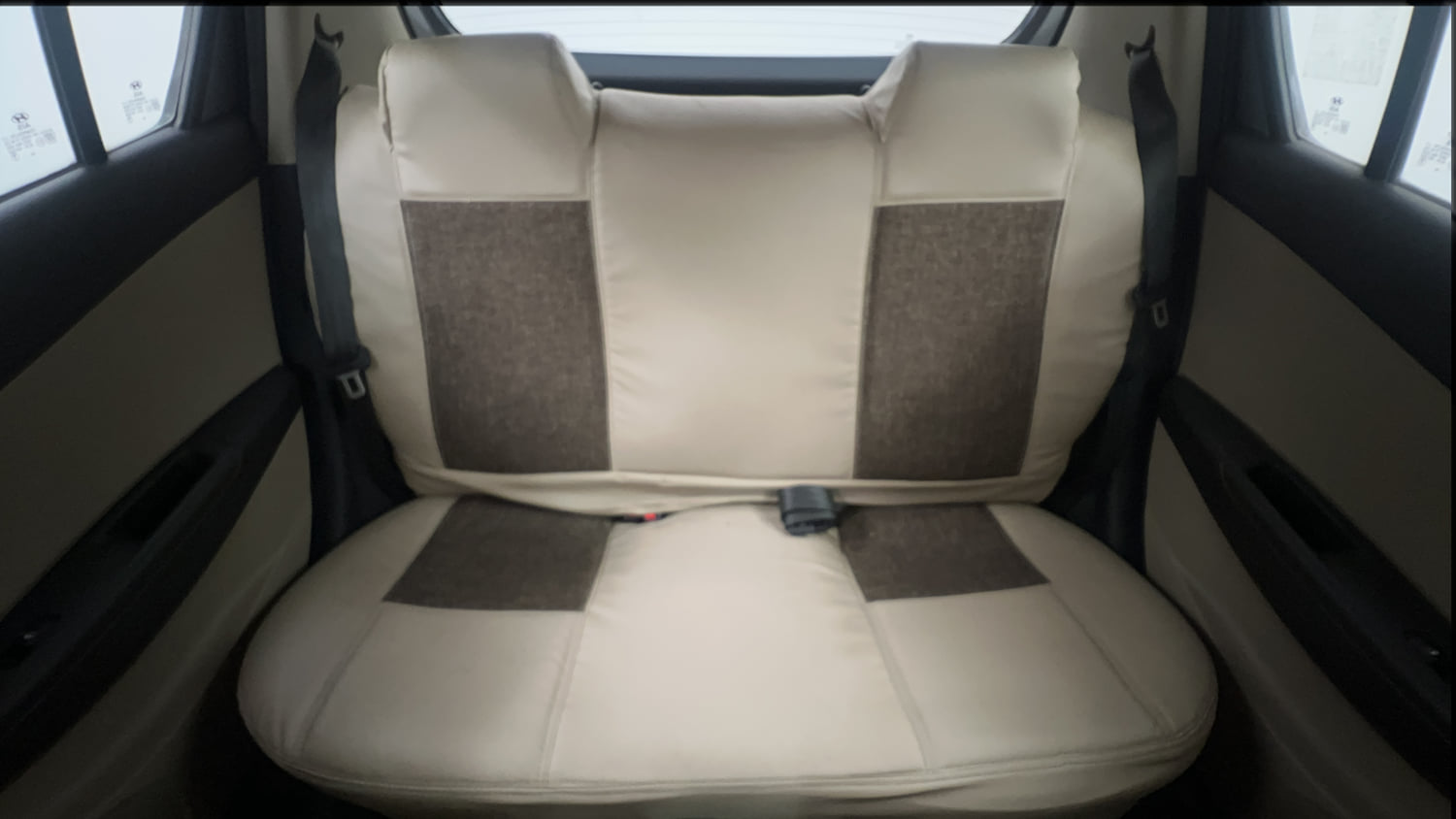 Used 2013 Hyundai i20 Magna 1.2 Petrol Manual interior REAR SEAT CONDITION VIEW