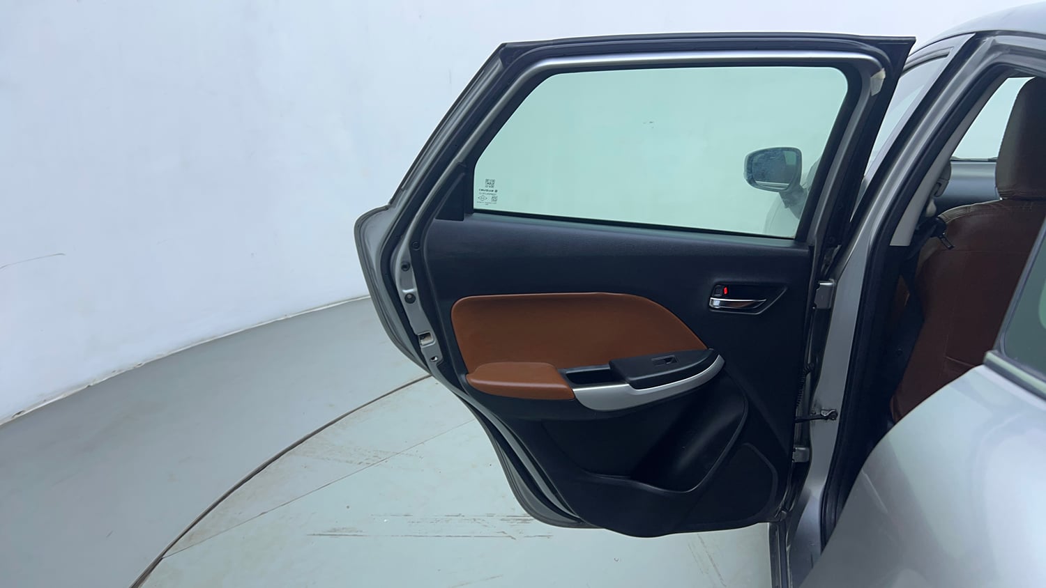 Used 2018 Maruti Suzuki Baleno Alpha 1.2 Petrol Manual interior LEFT REAR DOOR OPEN VIEW