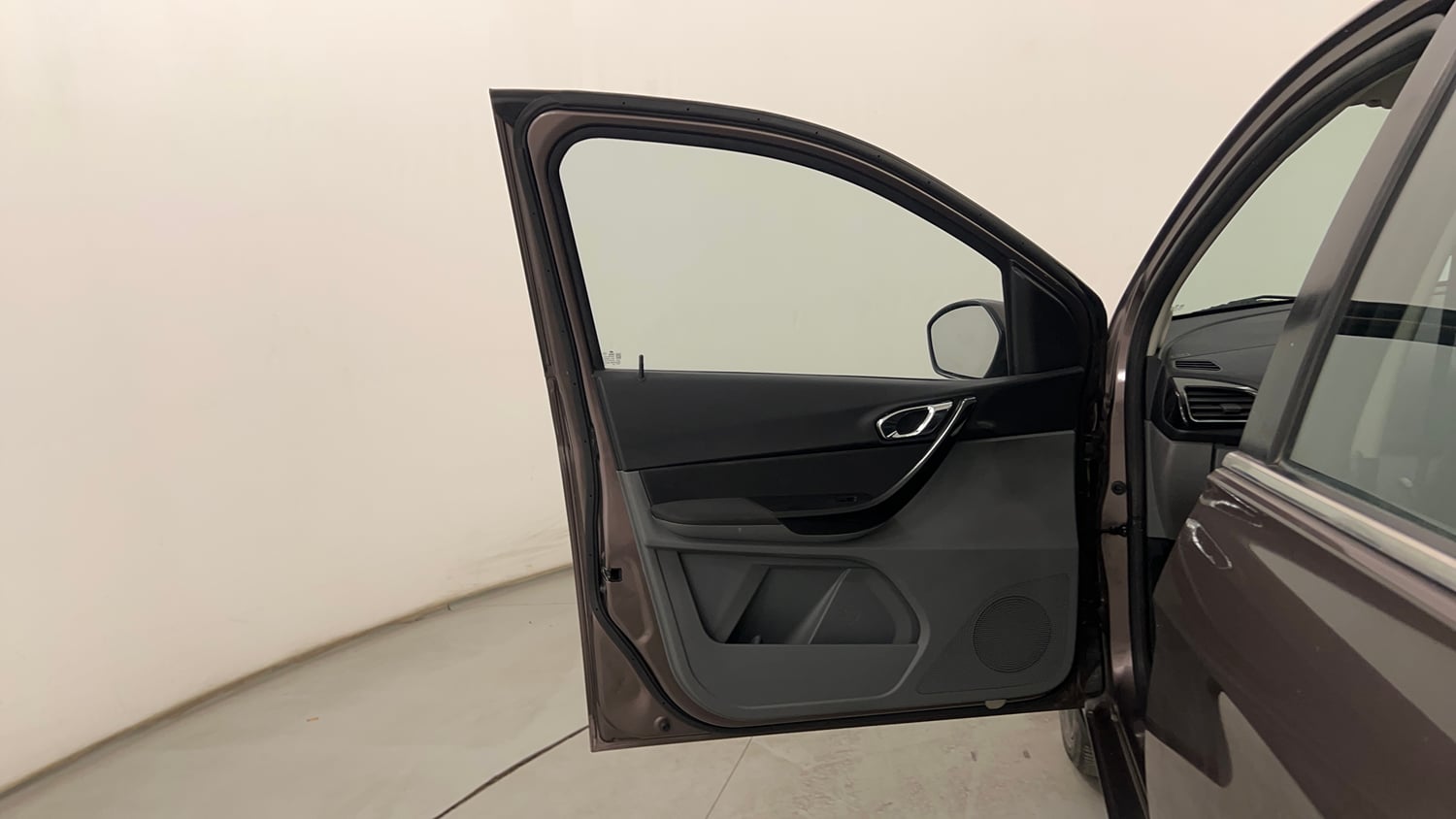 Used 2018 Tata Tigor Revotron XZA Petrol Automatic interior LEFT FRONT DOOR OPEN VIEW