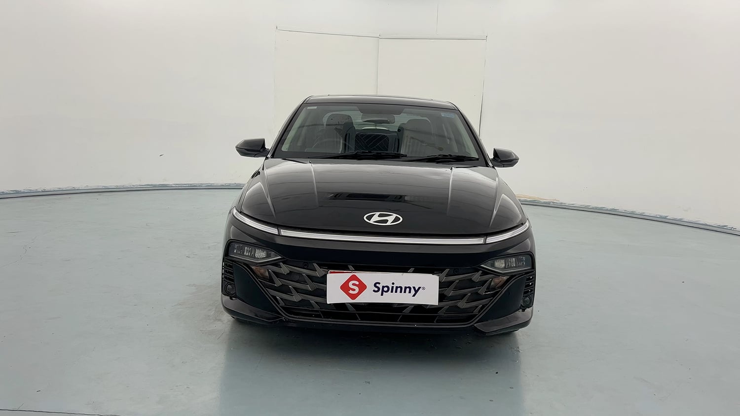 Used 2023 Hyundai Verna SX 1.5 Petrol MT Petrol Manual exterior FRONT VIEW