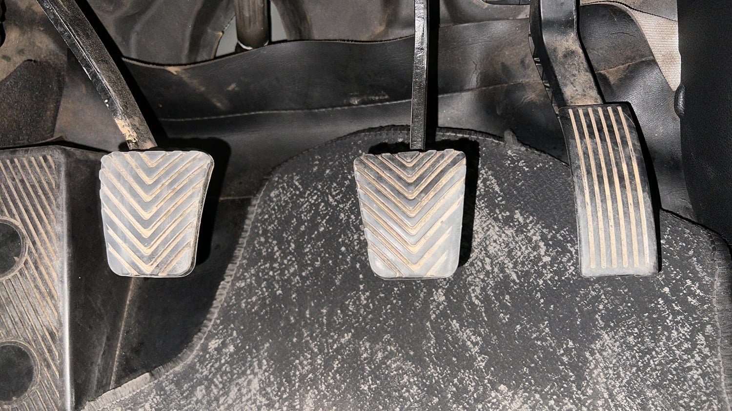 Used 2020 Hyundai Elite i20 Sportz Plus 1.2 Petrol Manual interior PEDALS VIEW