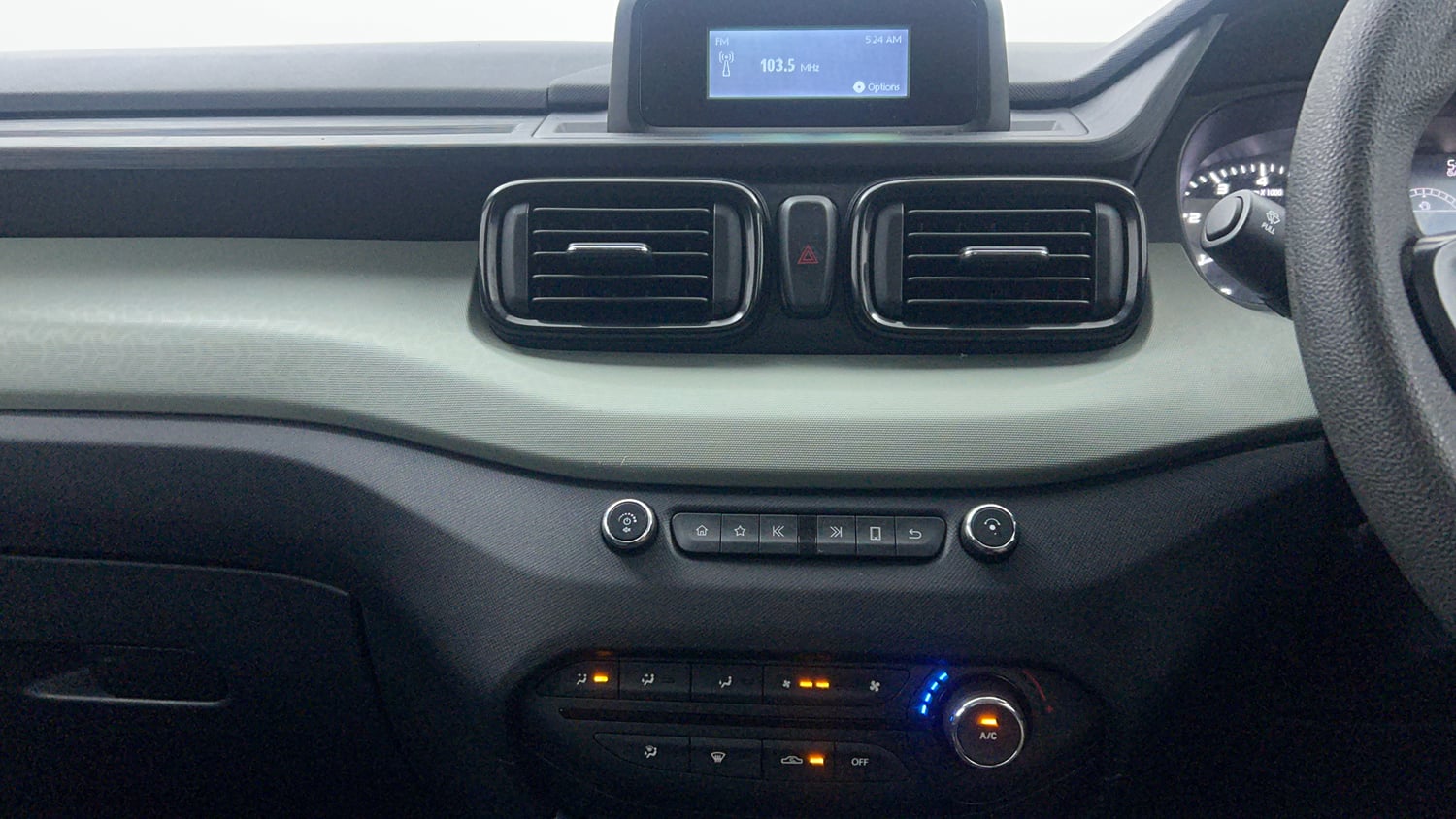 Used 2022 Tata Punch Adventure MT Petrol Manual interior MUSIC SYSTEM & AC CONTROL VIEW