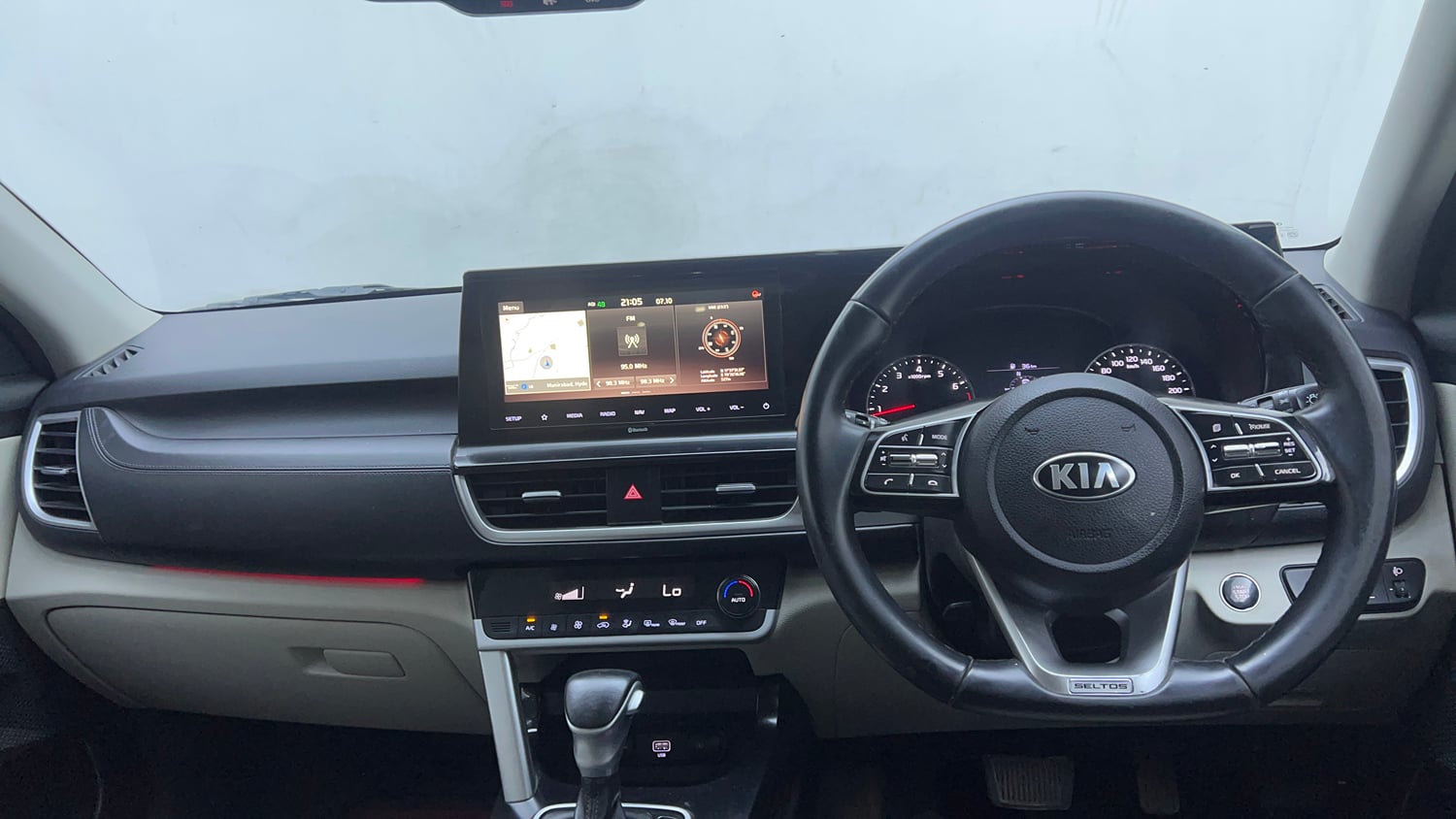 Used 2020 kia Seltos HTX IVT 1.5 Petrol Automatic interior DASHBOARD VIEW