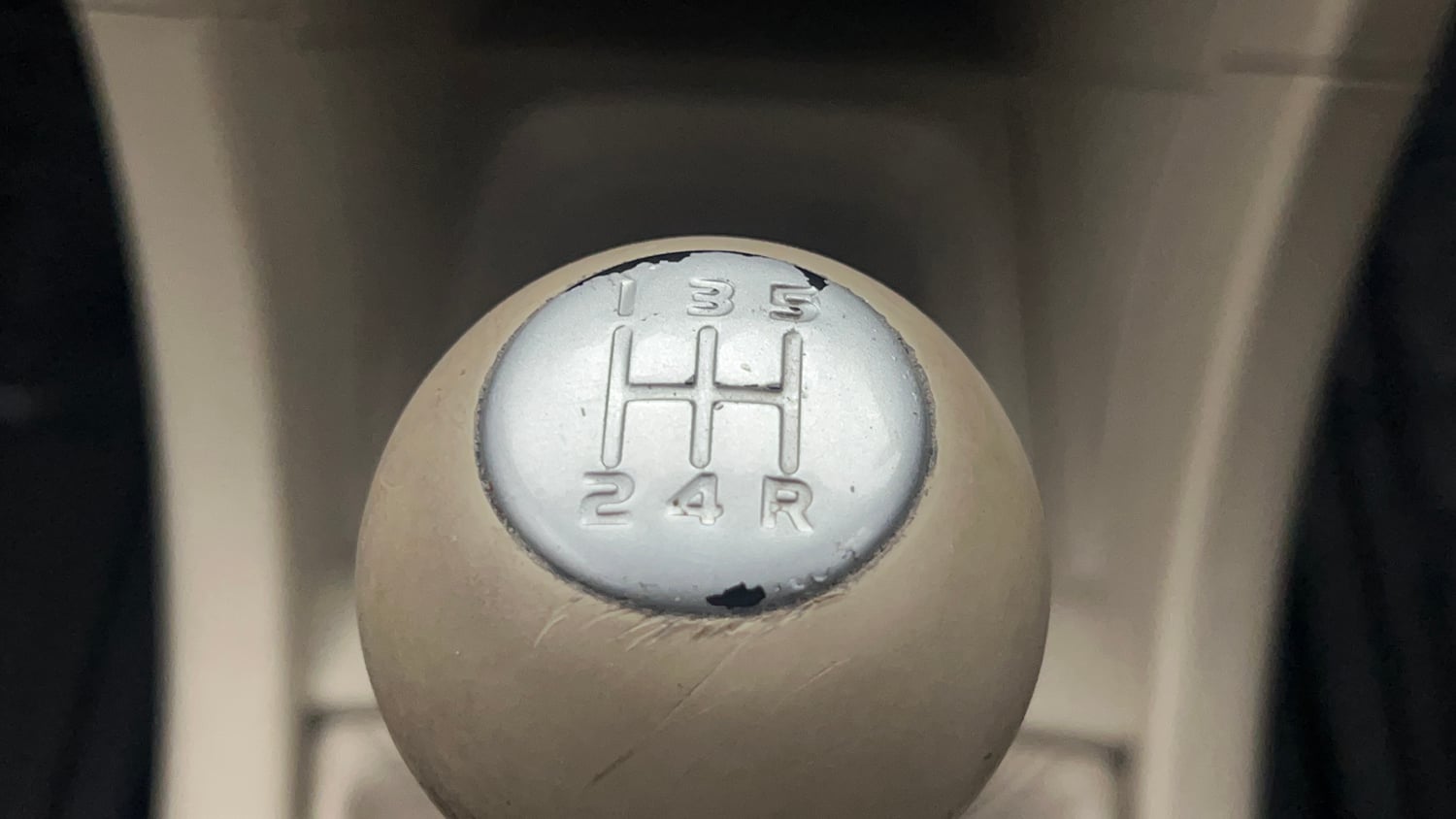 Used 2016 Maruti Suzuki Swift Dzire VXI Petrol Manual interior GEAR  KNOB VIEW