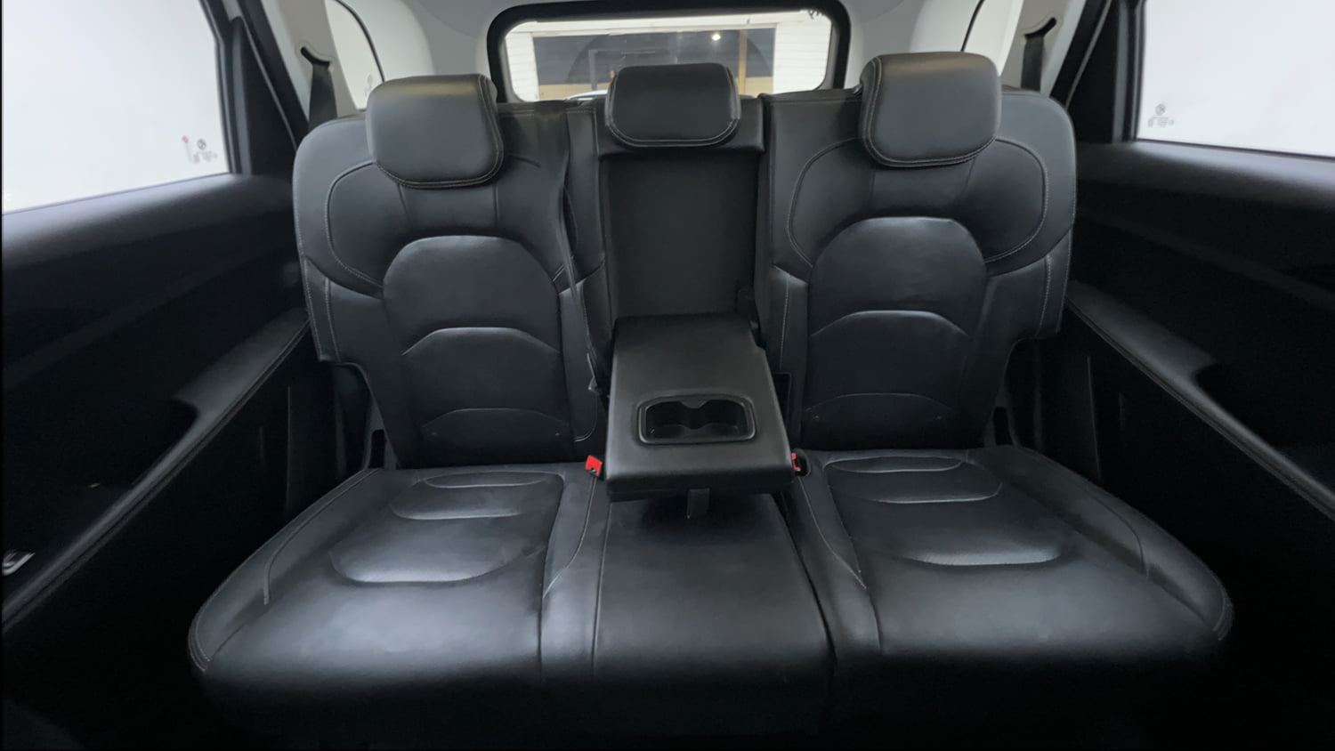 Used 2020 MG Motors Hector Sharp 2.0 Diesel Dual Tone Diesel Manual interior REAR SEAT CONDITION VIEW